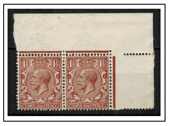 GREAT BRITAIN - 1912 1 1/2d red brown U/M pair with MISSING CROWN IN WATERMARK.  SG 362.