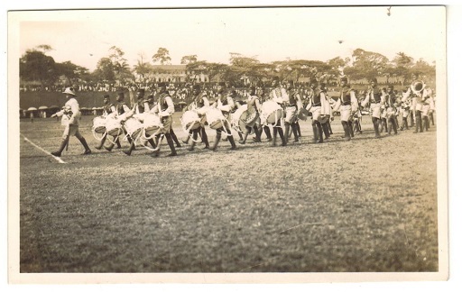 GOLD COAST - 1946 (circa) real photo postcard depicting the 